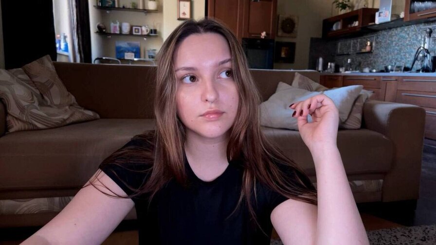 JulieHardyVi