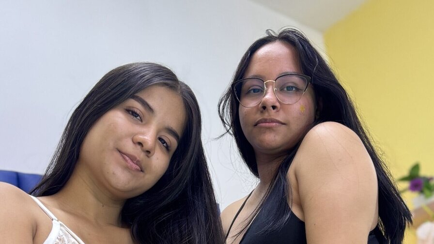 LilaAndNora