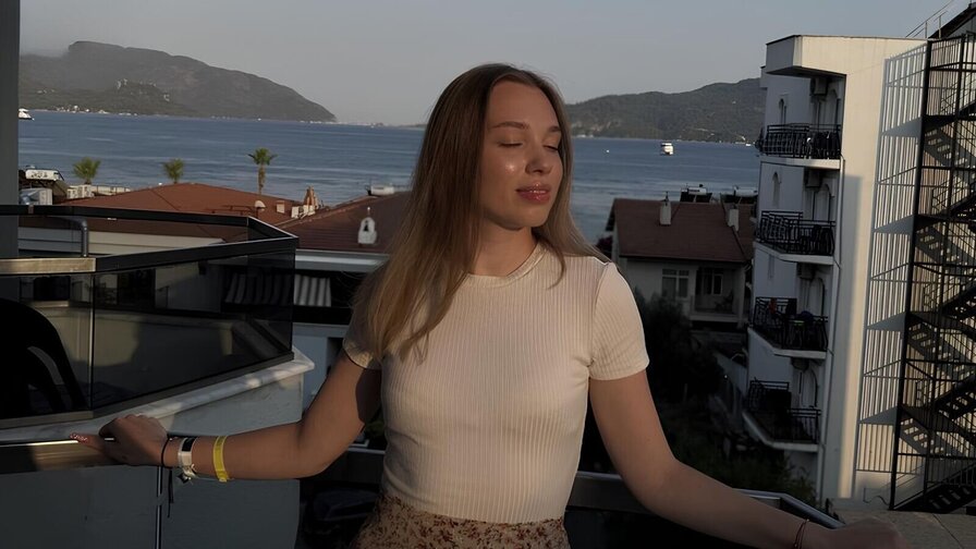 AshleyWin