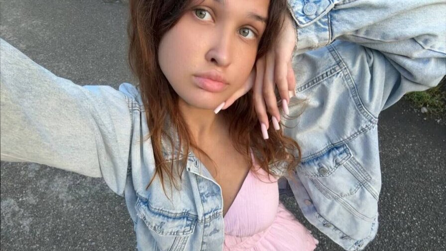 JazminHalajian