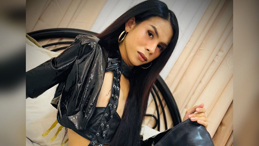 EllaDelacruz