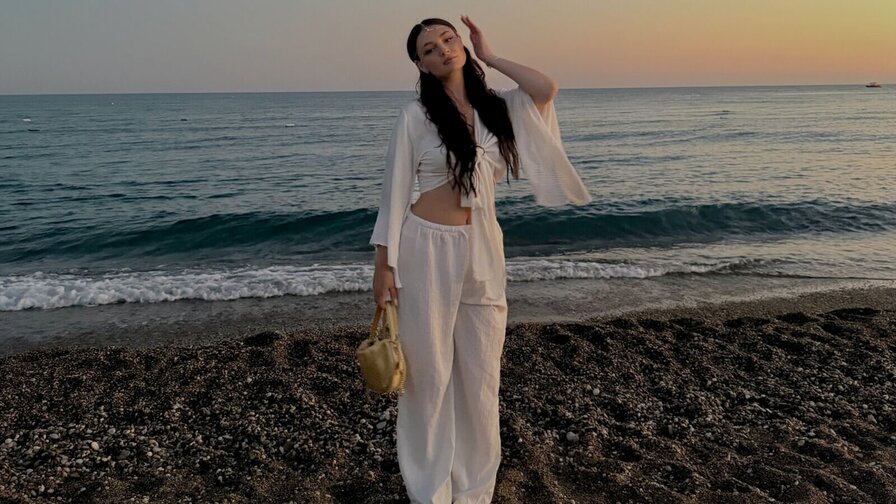 LianaHart